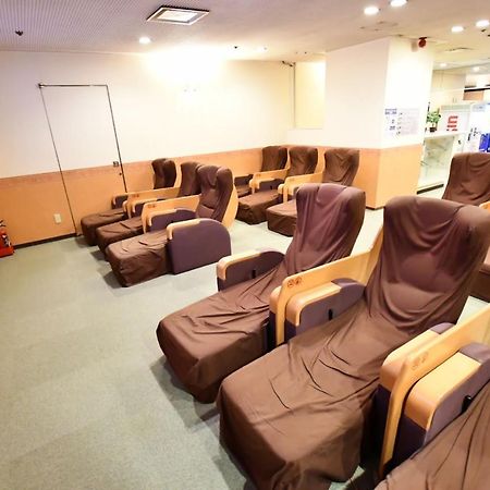Capsule Hotel Asahi Plaza Shinsaibashi Osaka Exteriör bild