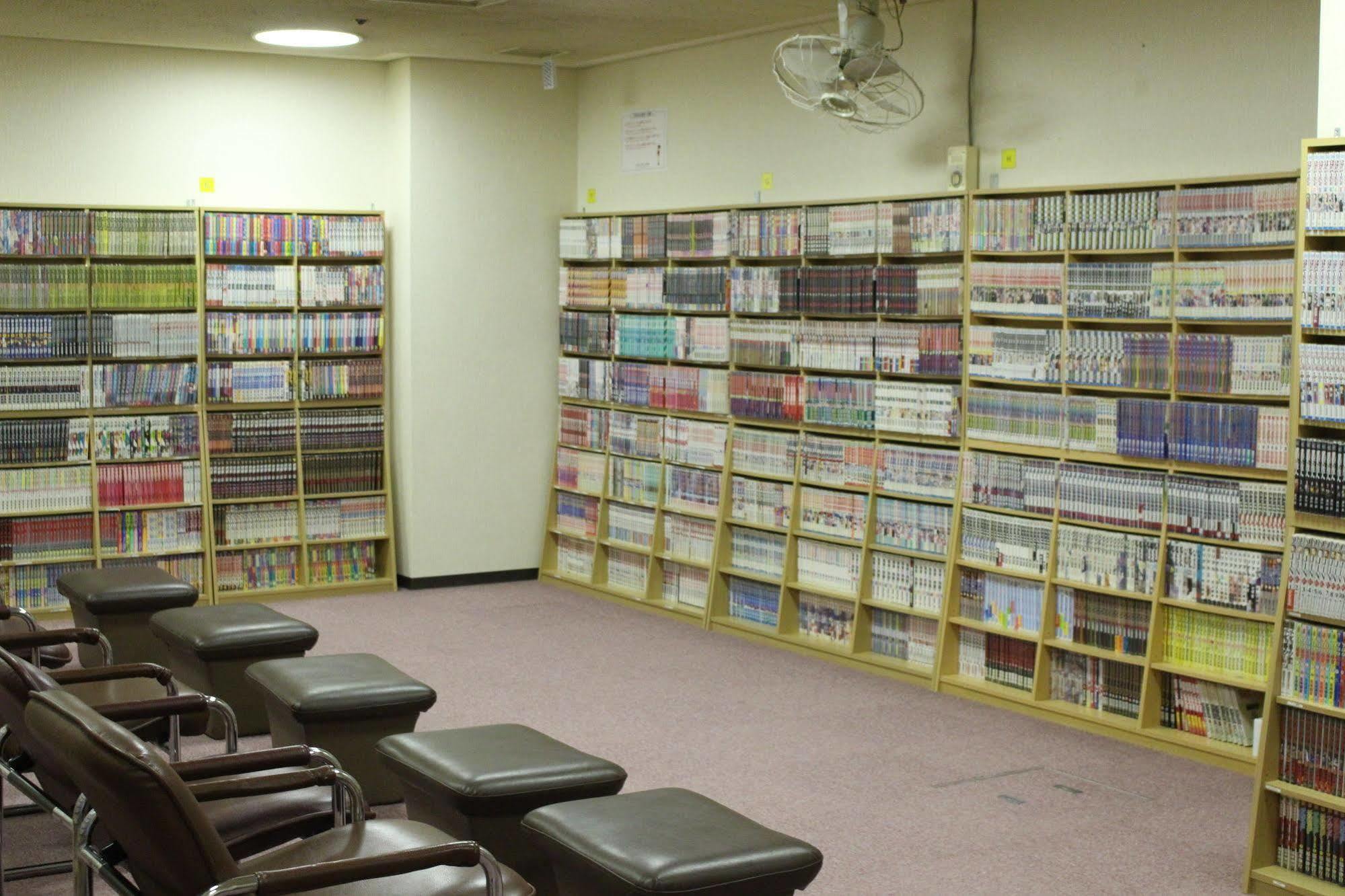 Capsule Hotel Asahi Plaza Shinsaibashi Osaka Exteriör bild